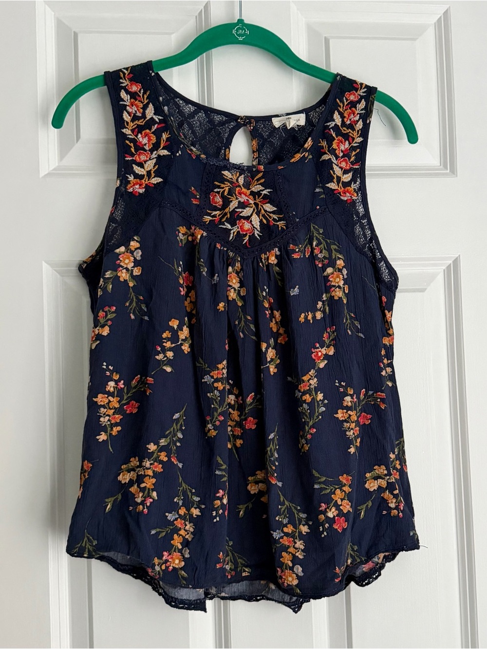 Mason & Belle Women's Navy Floral Embroidered Lace Sleeveless Top Size Medium